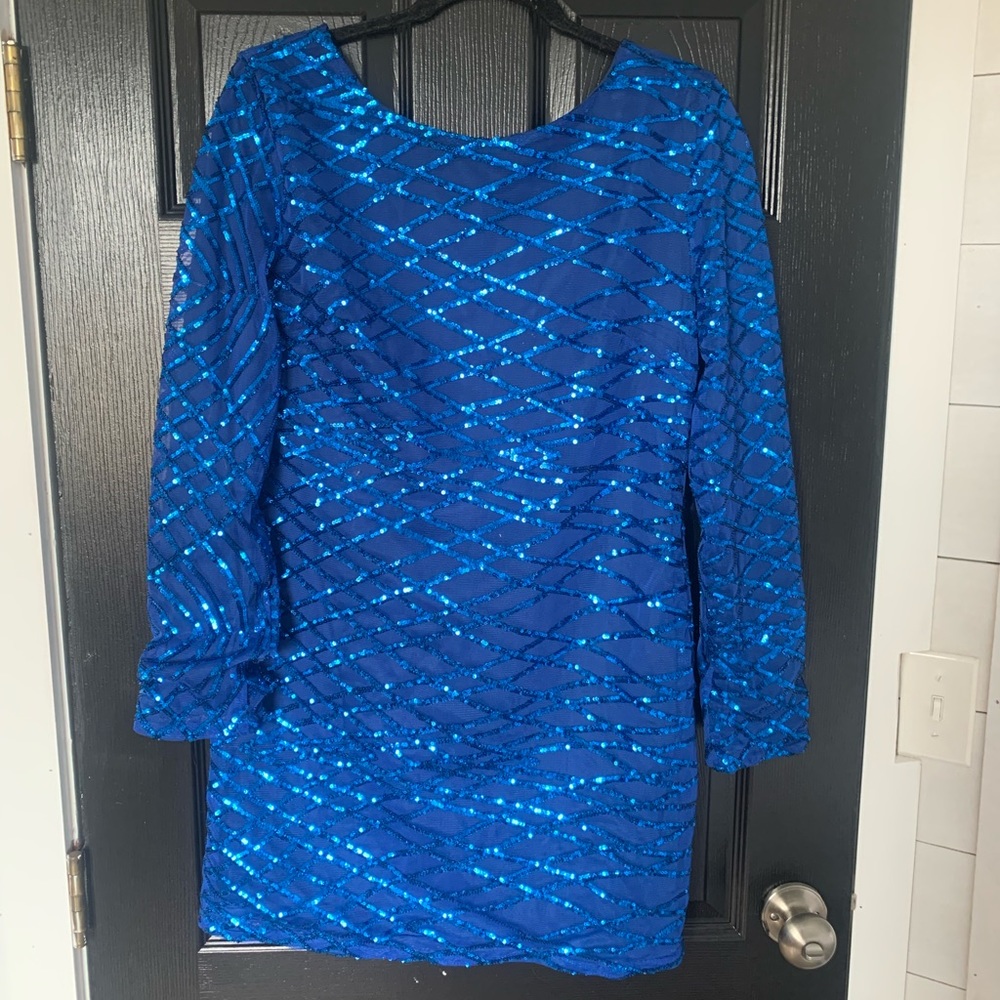 Party dress barely worn, great condition